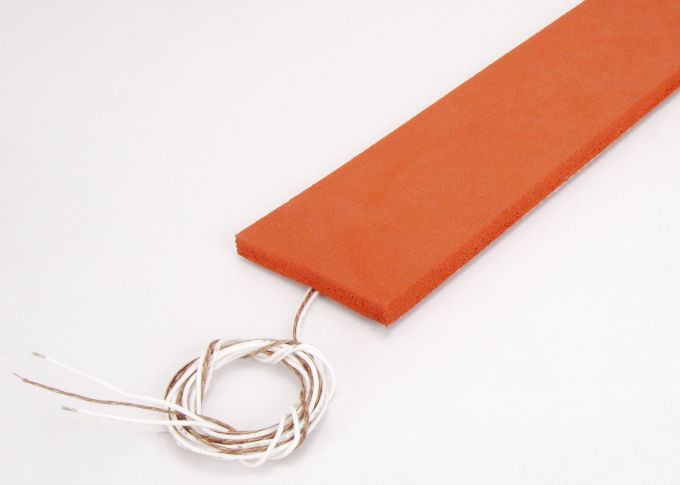 Flexible heater with sponge insulation